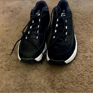 Jordan Max Aura 3 Black/Wolf Grey